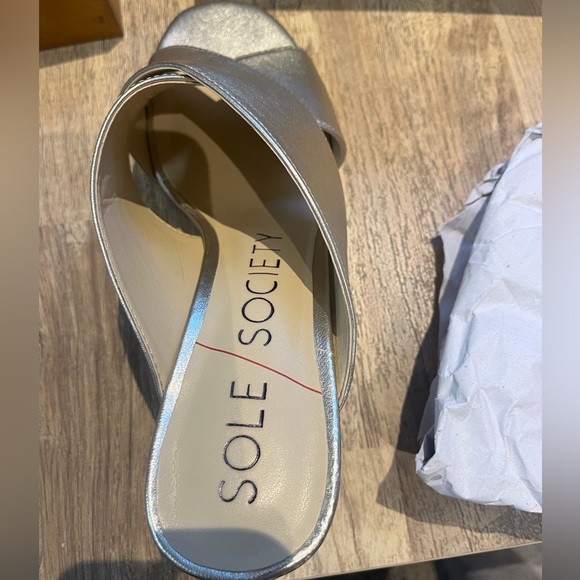 Sole Society Ganezah Gold Fusion Amazon Metallic Nappa Leather Slides - NIB - Picture 8 of 10